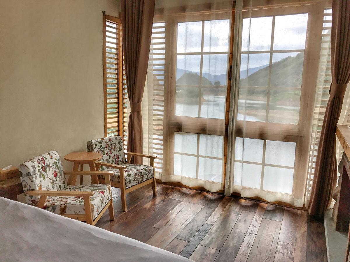 The Lake View Deyishe Resort In Thousand Island Lake Qianwu Exterior photo